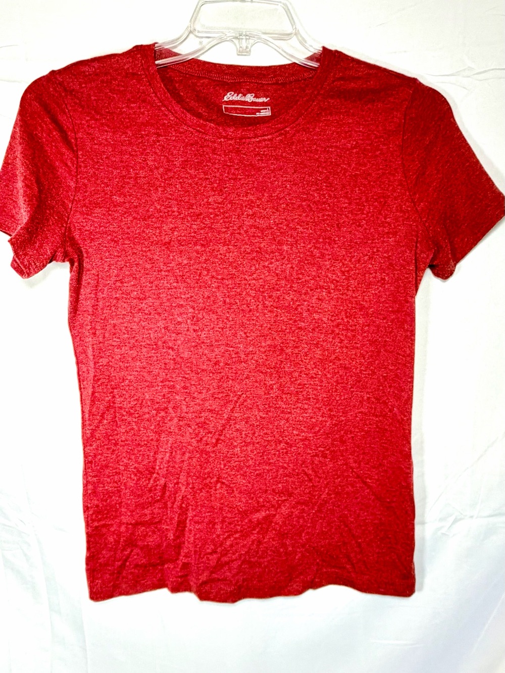 👚 4 for $15 Eddie Bauer Red Crew Neck Tee